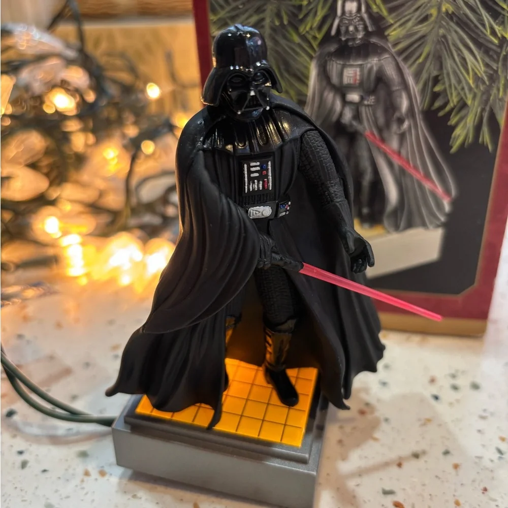 Hallmark 1997 Darth Vader Magic Ornament – Light‎ & Voice – Star Wars – Rare VTG